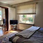 Messe Und Ferienapartment, 90 Qm, 2 Schlafzimmer, 1-4 Gaeste Daire