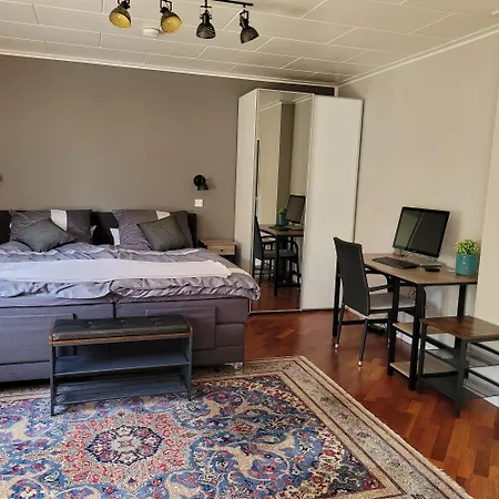 Messe Und Ferienapartment, 90 Qm, 2 Schlafzimmer, 1-4 Gaeste Apartmán Duisburg