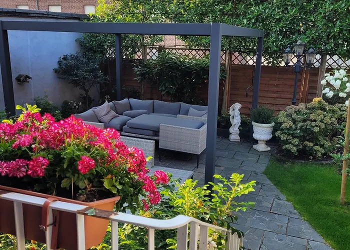 Messe Und Ferienapartment, 90 Qm, 2 Schlafzimmer, 1-4 Gaeste *