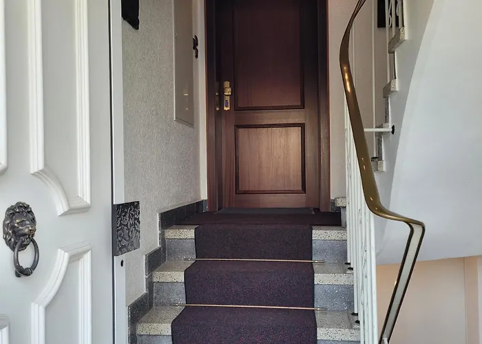 Messe Und Ferienapartment, 90 Qm, 2 Schlafzimmer, 1-4 Gaeste * Duisburg