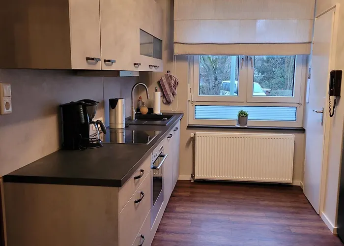 Messe Und Ferienapartment, 90 Qm, 2 Schlafzimmer, 1-4 Gaeste