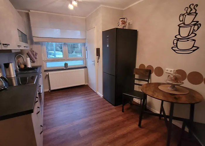 Messe Und Ferienapartment, 90 Qm, 2 Schlafzimmer, 1-4 Gaeste Duisburg