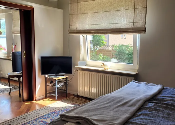 Messe Und Ferienapartment, 90 Qm, 2 Schlafzimmer, 1-4 Gaeste Διαμέρισμα