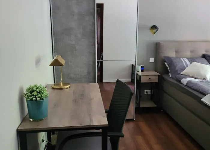 Messe Und Ferienapartment, 90 Qm, 2 Schlafzimmer, 1-4 Gaeste Duisburg